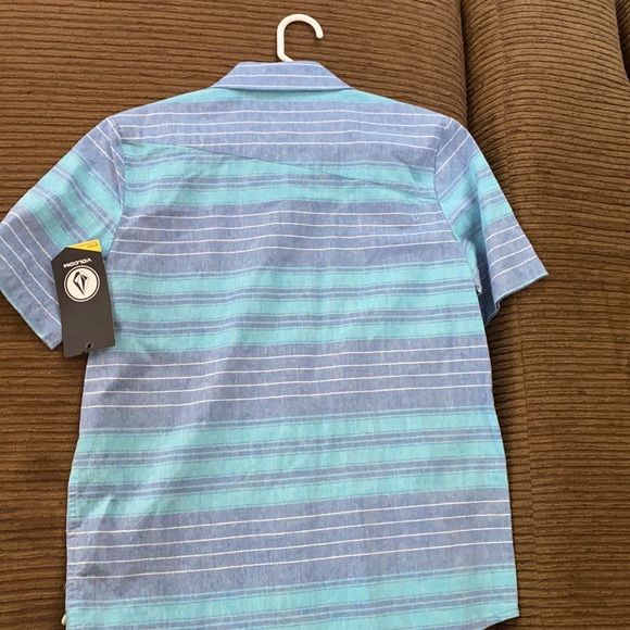 Volcom Boys Medium (so 10-12) button up shirt - Picture 5 of 6